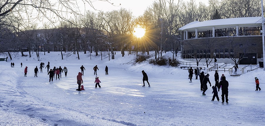 patinoire-parc-lafontaine-montreal-quoi-faire-lhiver Crédit photo : Julien Boullet