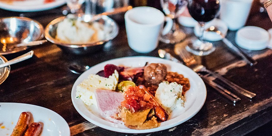 cabane-a-sucre-repas-traditionnel-sucrerie-de-la-montagne-montreal-citycrunch