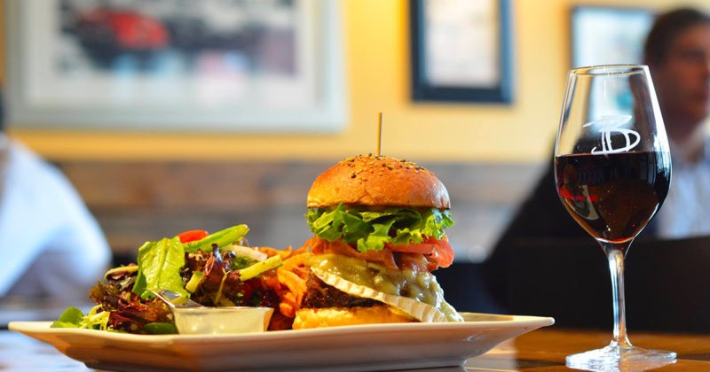 restaurant-la-boulette-burger-montreal-citycrunch